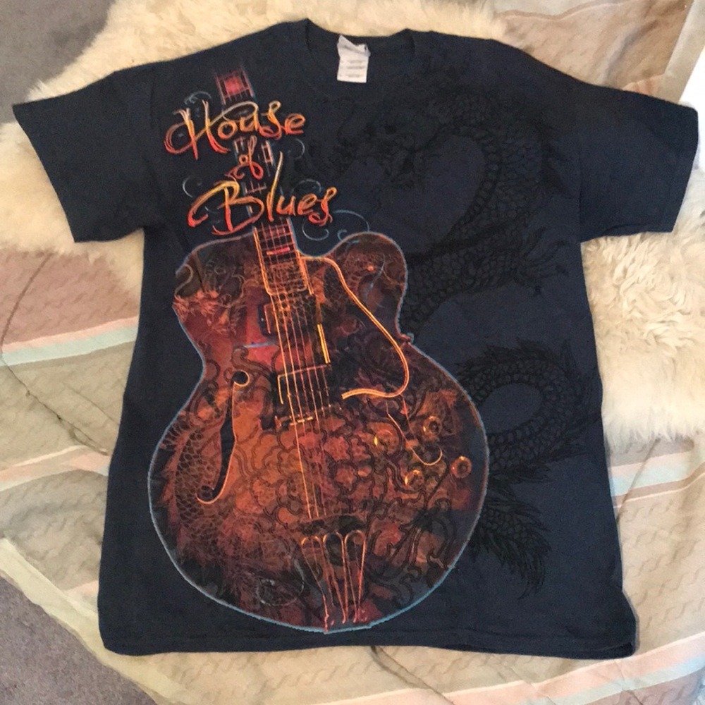 House of Blues t shirt